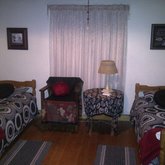 Room with 2 single beds